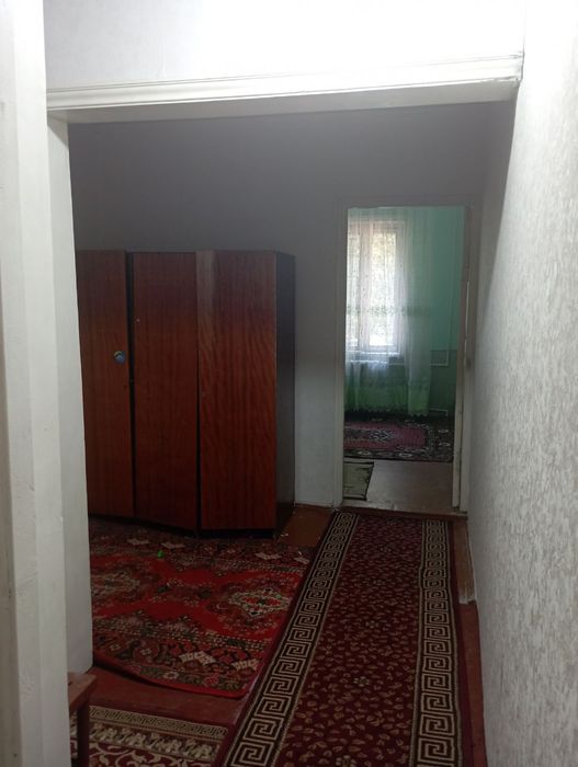 Tinchlik metro yaqinida uy ijaraga beriladi