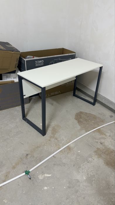 Ofis mebellari resepshn stol va stullar sotiladi