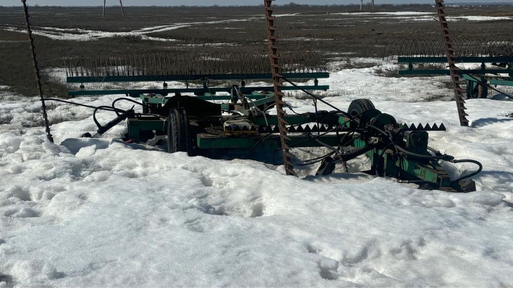 Продам КХ от города 100 км. Торг есть 35 млн