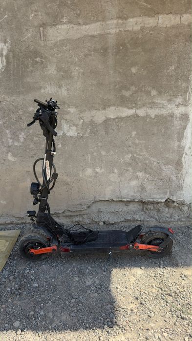 Продам электронный самокат joyer s10s