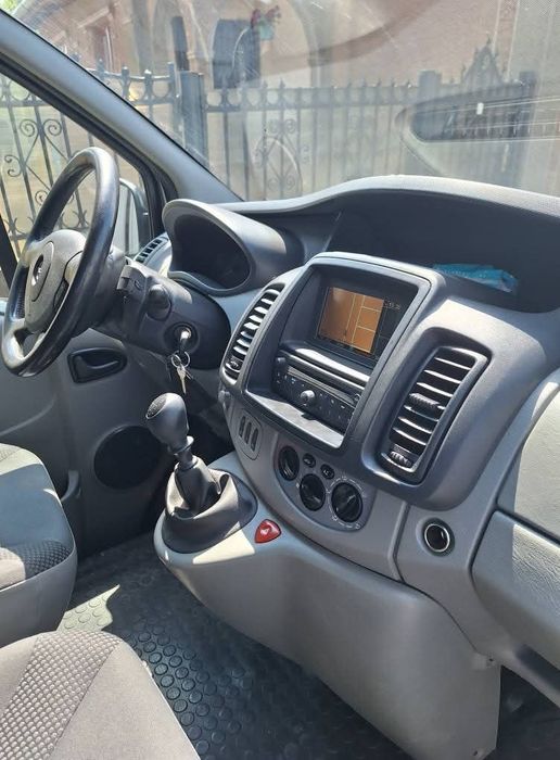 Opel Vivaro 8+1 M