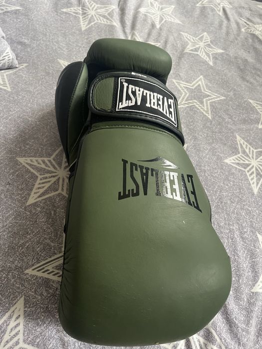 Boks perchatka sotiladi