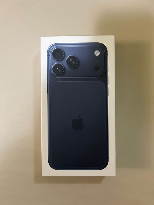 Ofer la vânzare iPhone 17 Pro Max Apple, 512gb memorie, sigilat, blue