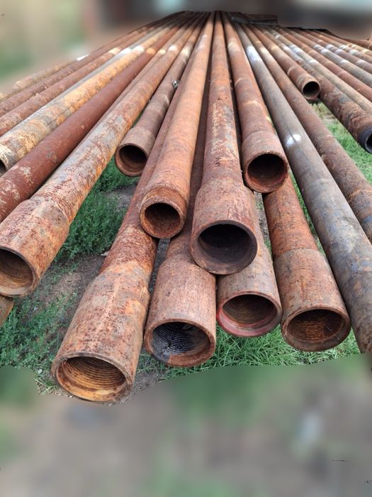 Vând țevi de sondă 400 de lei bucata