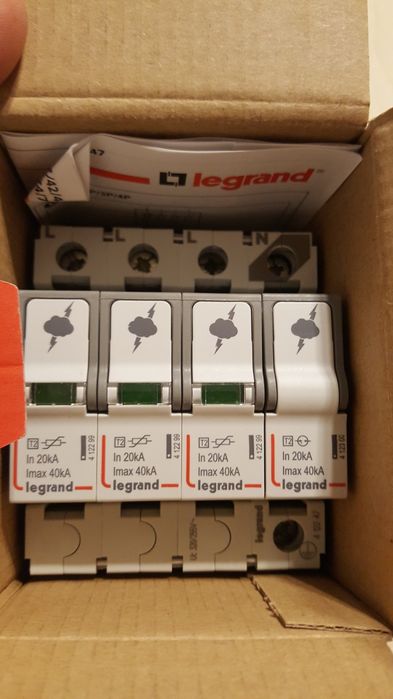 Discuri diamantate carote Hilt. Descarcatoare. SPD.