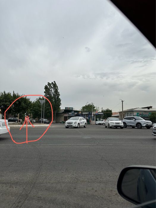 1 линия Нежилой или жилой сотилади ЕР ХИСОБИДА! Тошкент шахар