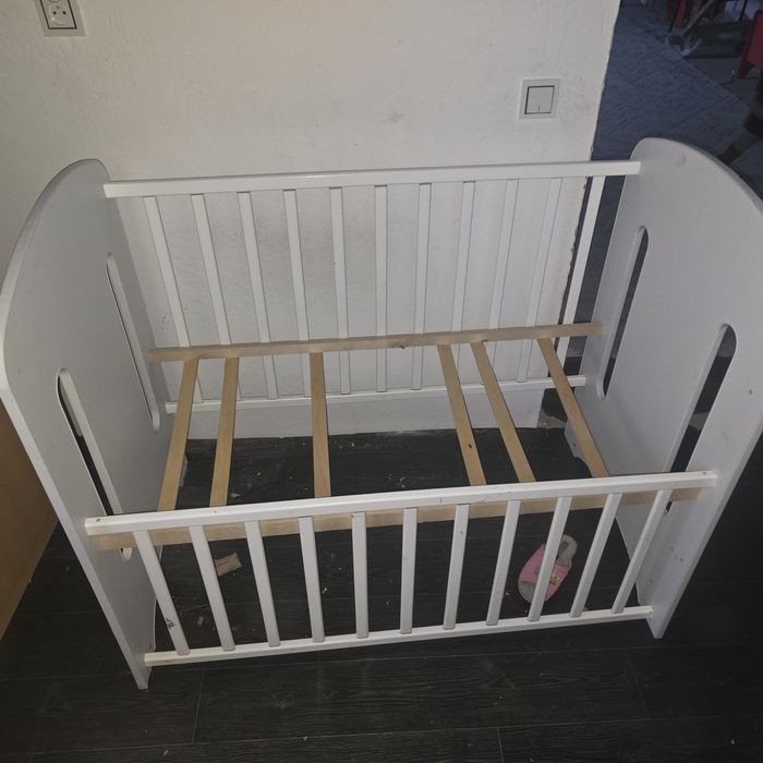 Продам манеж детскии