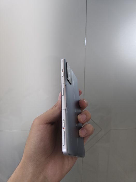 Xiaomi Poco F4 GT 12/256gb 5G