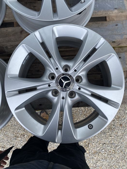 17 цола 5 х 112 мм Мерцедес C класа W 205 , Mercedes A , B , V , CLA