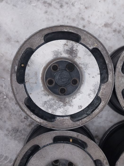 Диски R15 на Wolcswagen T4.