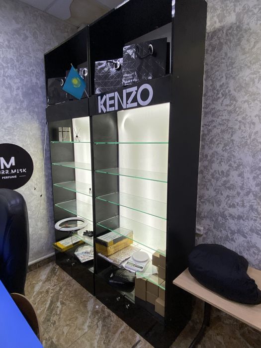 Ветрина мебель