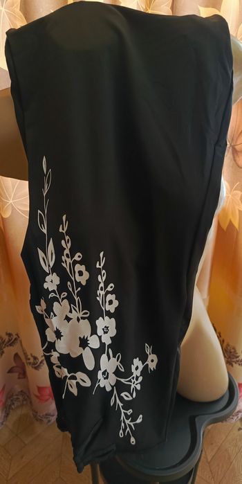 Продам женские джинсы