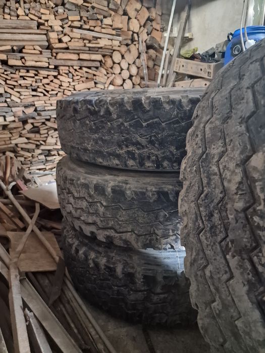 Шины грузовые от хова