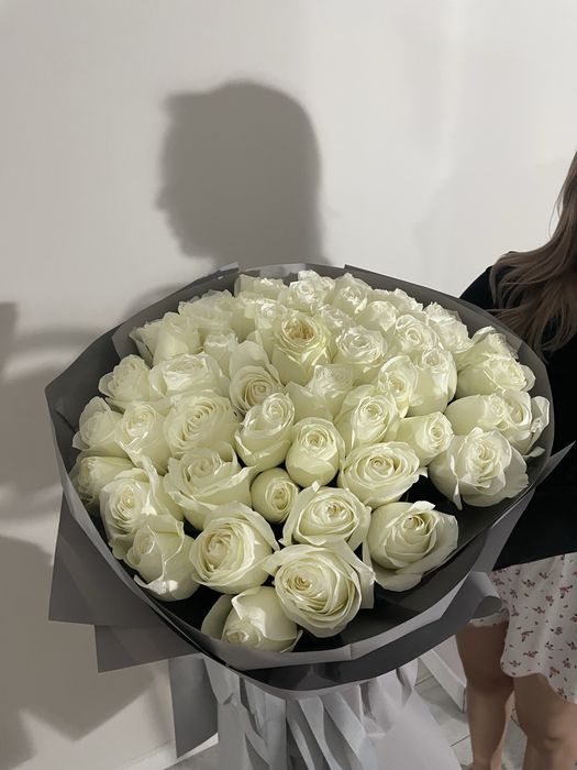 Цветы из 51 розз
