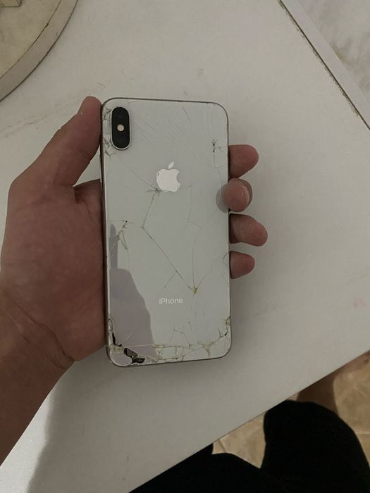 Продается Iphone Xs max 256гб.