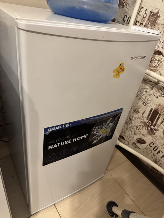 продаю холодильник