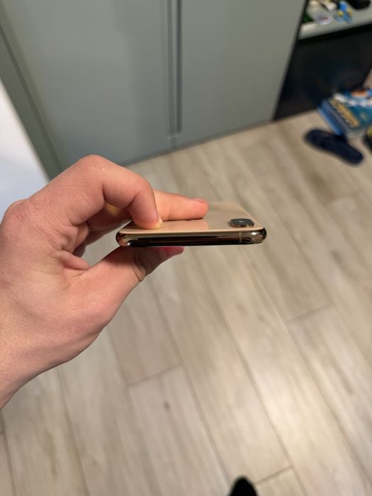 Iphone XS MAX почти перфектен