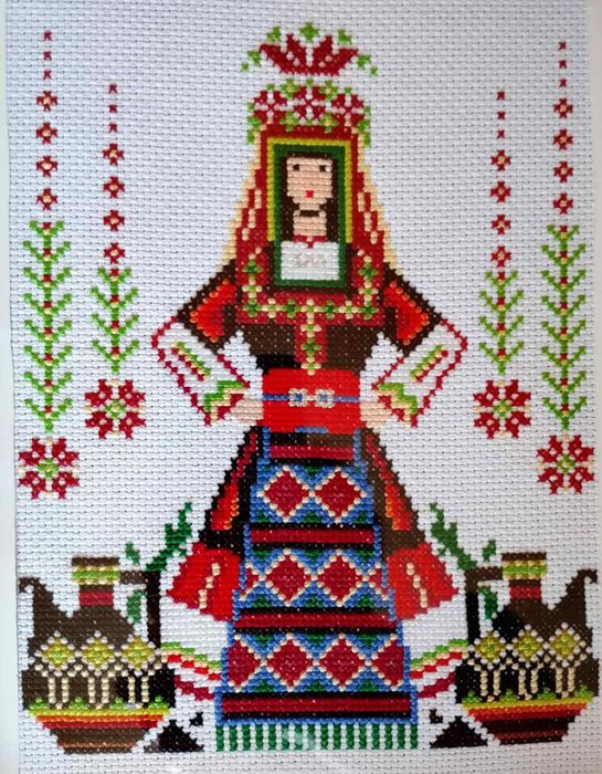 Шевица "Лазарка със стомни" в рамка