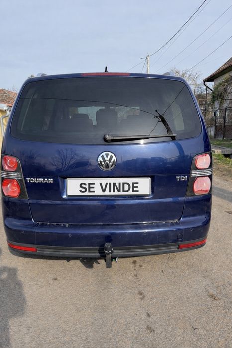VOLKSWAGEN Touran 2010 — imagine 4