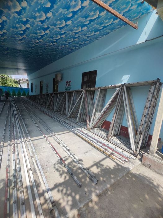 Tom va naves xizmati kimki qiziqib qildirmoqchi bo'lsa  bizga mirojad