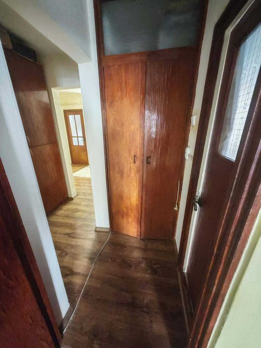 De Vanzare Apartament 2 Camere Decomandate - Zona Piata Centrala - Baia Comunala