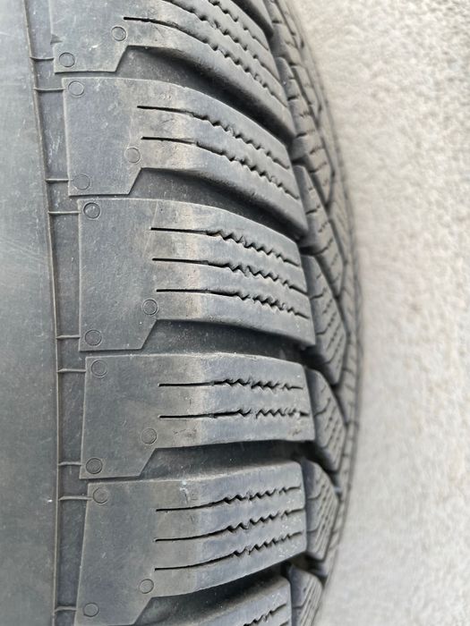 Зимни гуми Continental WinterContact TS850P. Размер 235 / 60 / R20