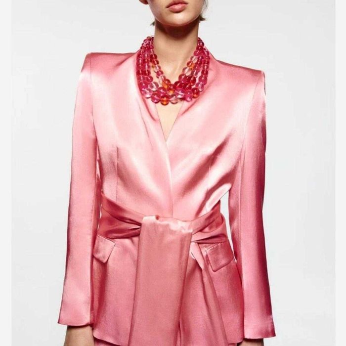 Zara sacou roz cordon pe talie