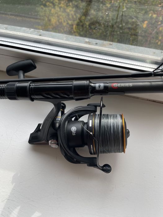 Продам новый Карповый спиннинг.