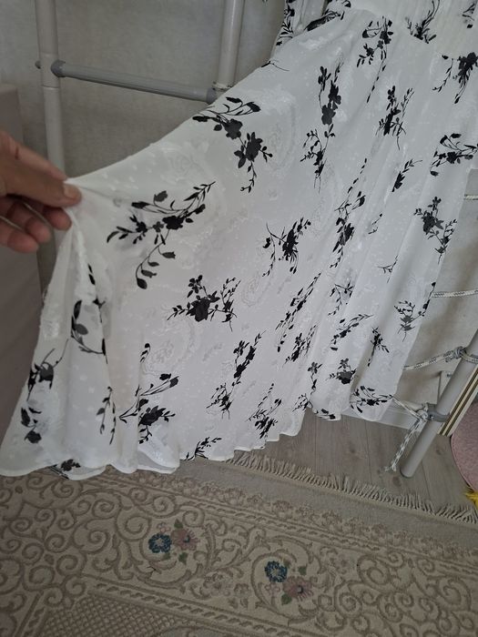 Платья женьские разные