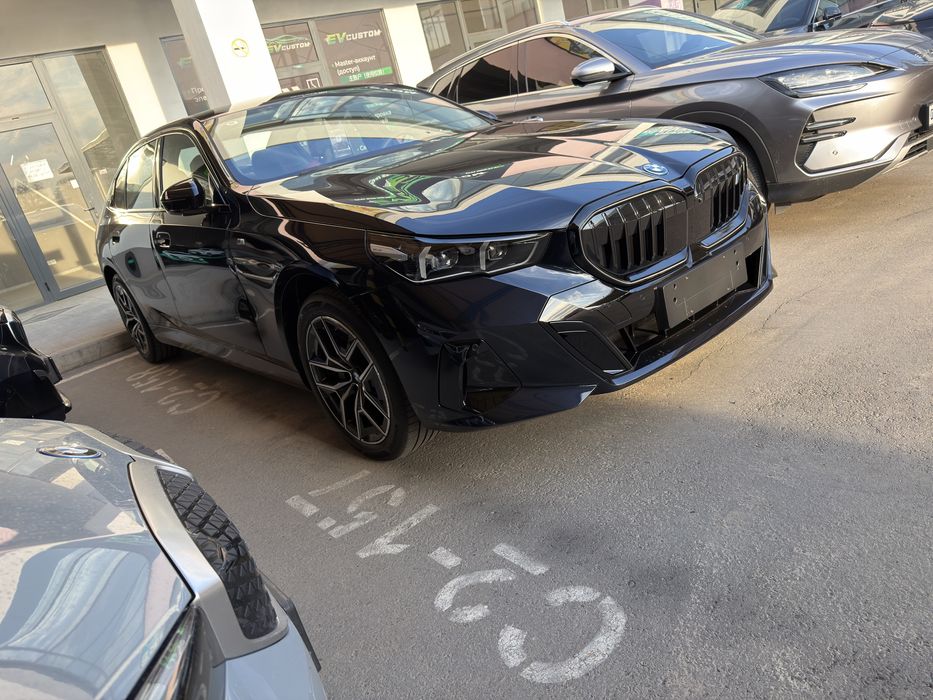 BMW i5 40L M-Sport 2025 yil bez probeg