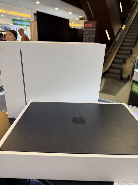 MacBook Air 13 M3 16/512/100%