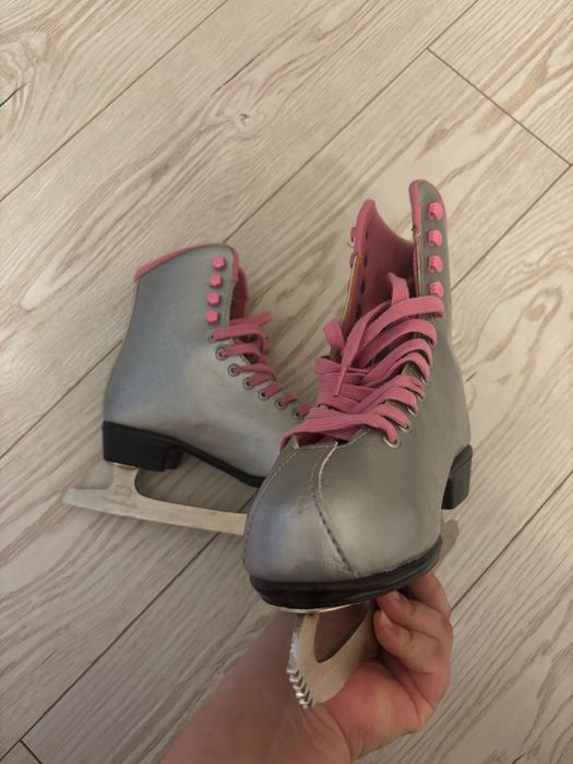 Б/У коньки, Reebok оригинал, 37-38 размер