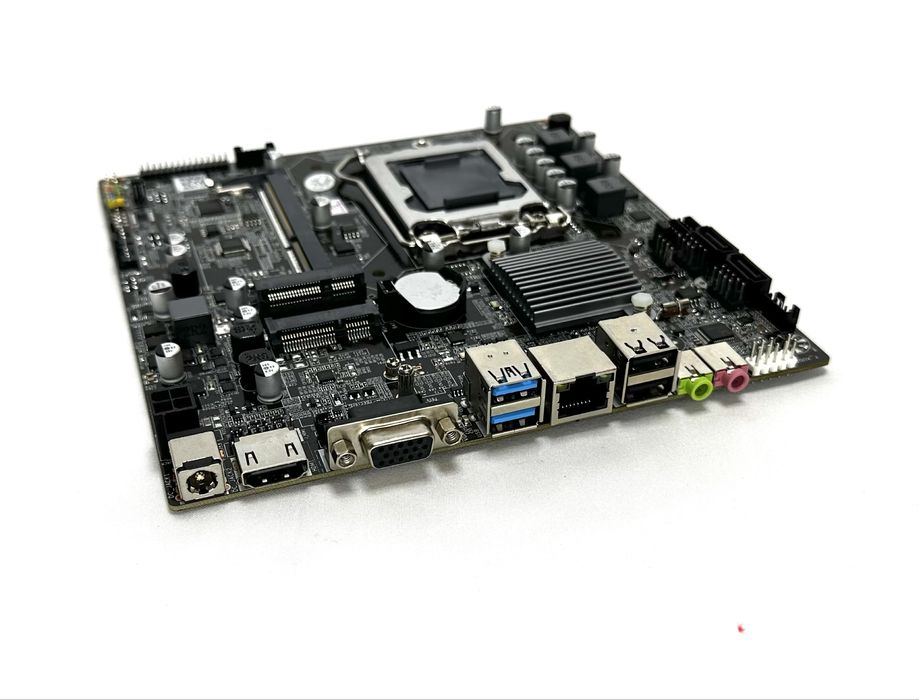 Комплектующие/запчасти на компьютеры!