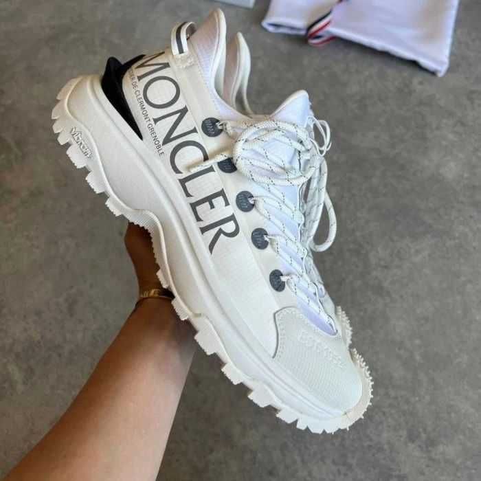 Moncler Trailgrip - White