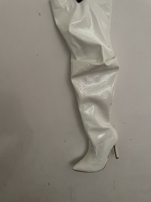 Cizme albe latex