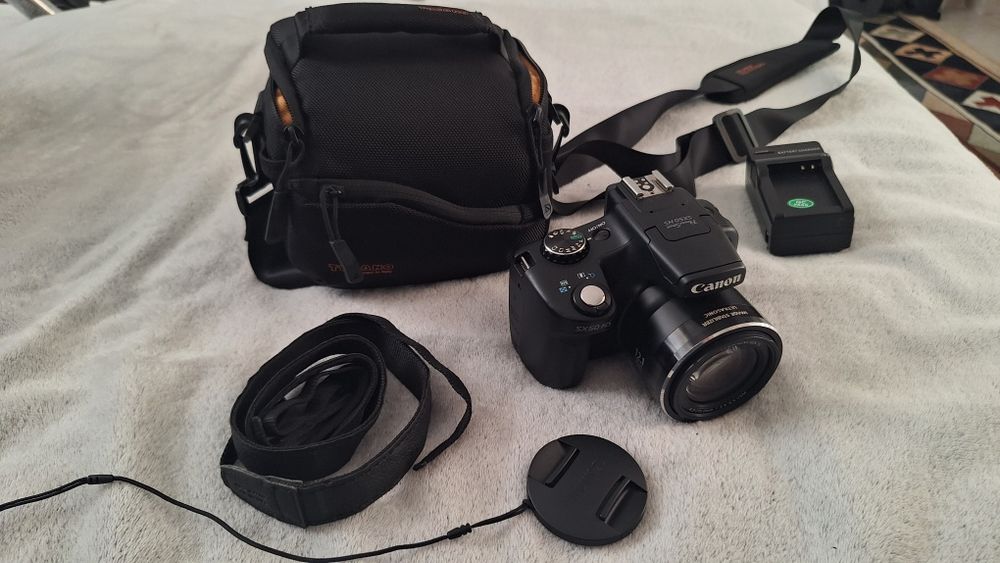 Aparat Foto Canon PowerShot SX50 HS – Zoom Optic 50x + Accesorii