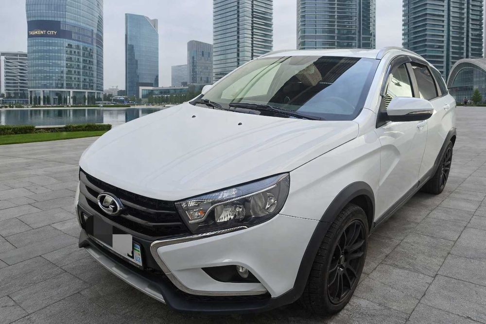 2020 Lada Vesta SW Cross