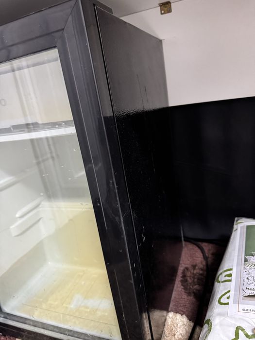 Холодильник продается