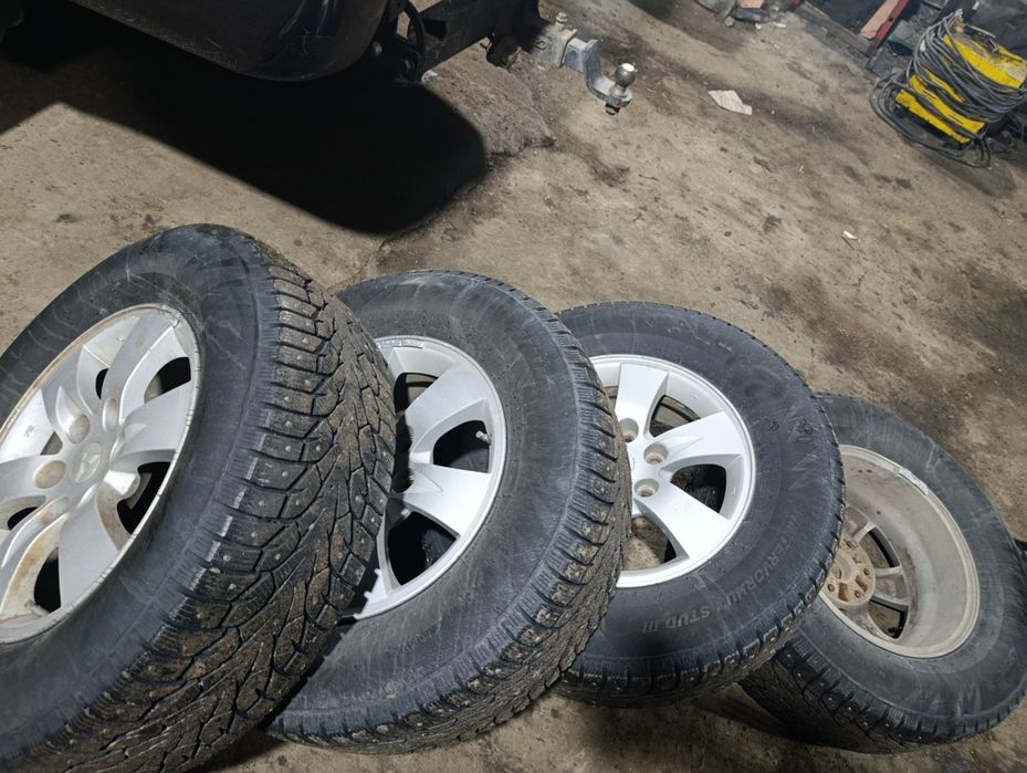 Шыны с титановым дискам на 17 265/65