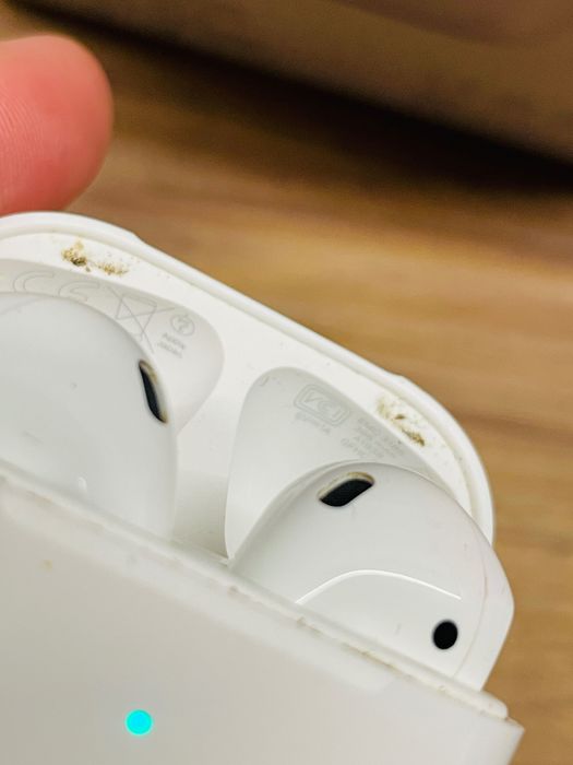 Apple airpods with charging case Оригинални