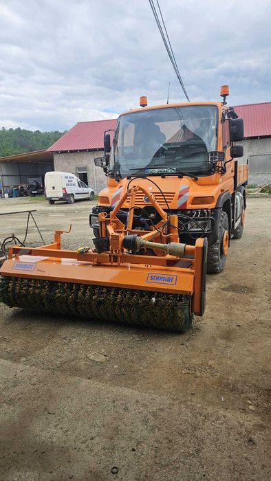 Vand Unimog U400, accept variante la schimb cu autobasculanta 8x4