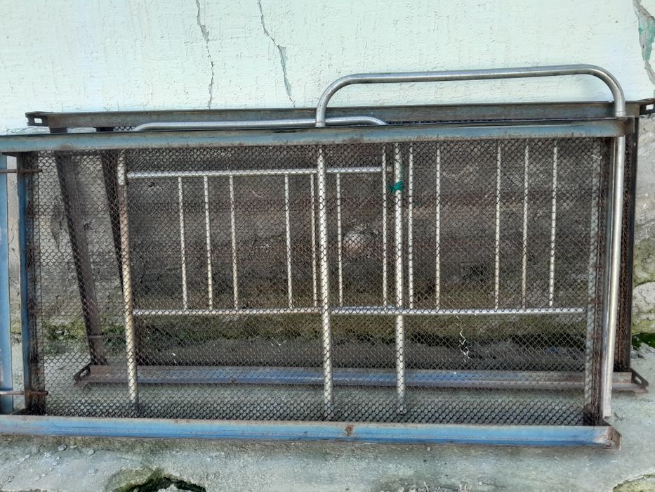 Кровать железный