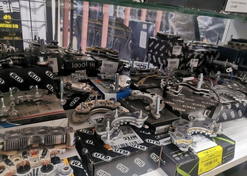 Запчасти на Генератор Стартер 12/24v