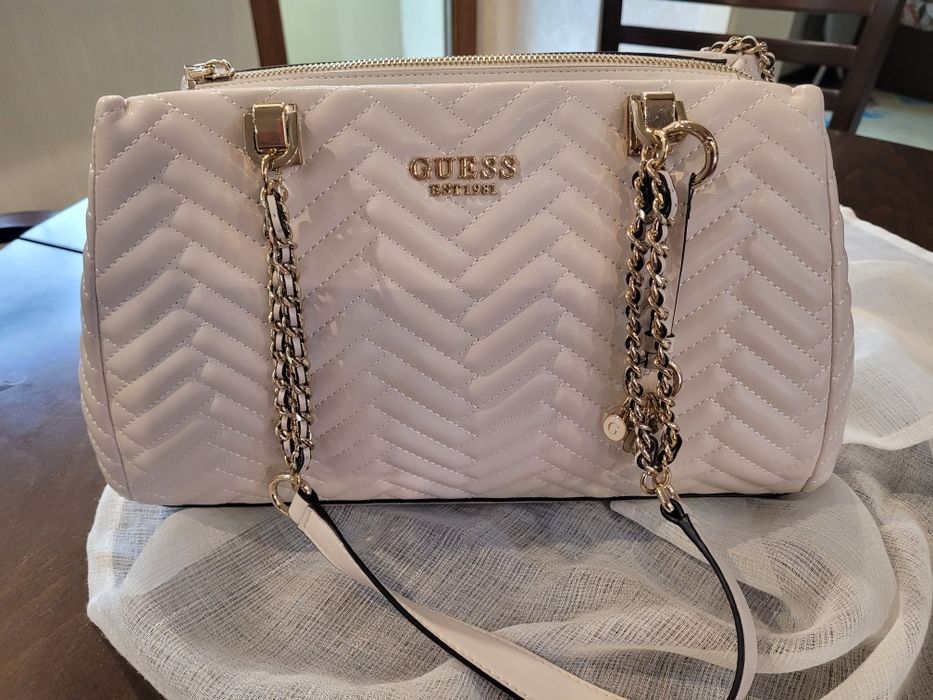 Чанти  Guess & Desigual