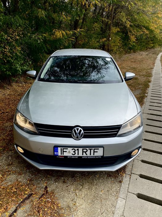 VOLKSWAGEN Jetta 2011 — imagine 2