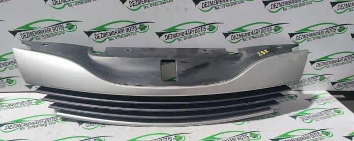 Grila radiator Renault Laguna 2003 1.6 MT (110 hp)