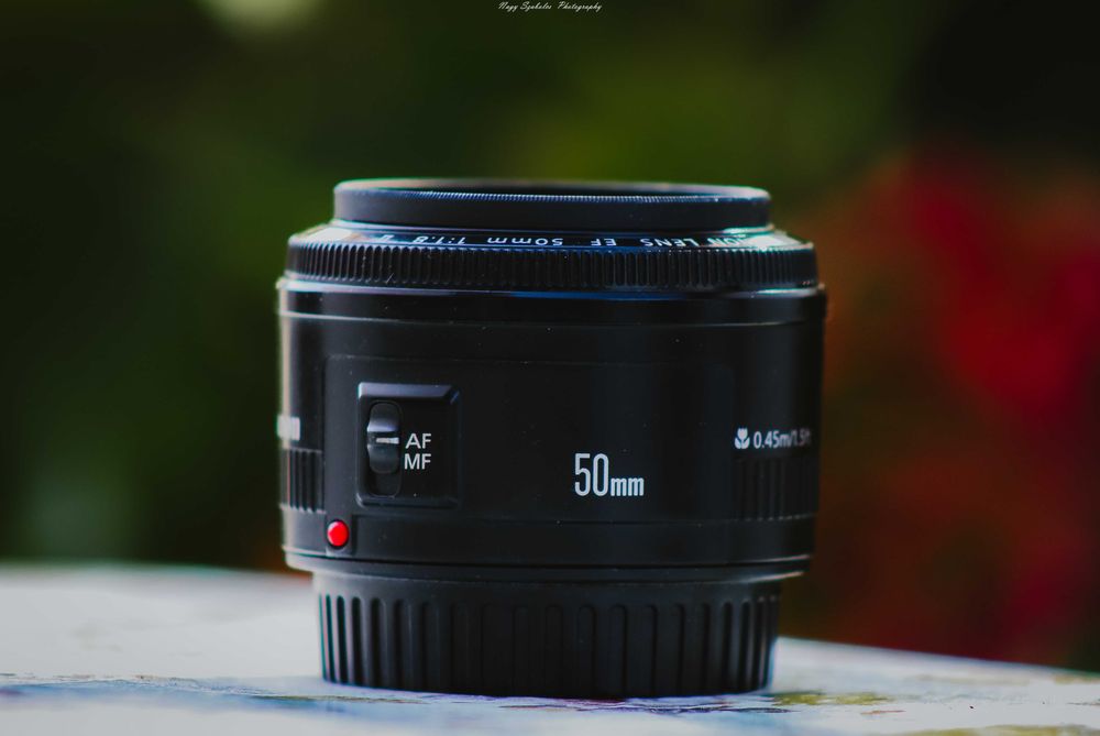 Obiectiv Canon Full Frame Ef 50 mm 1.8 cu Filtru Uv .