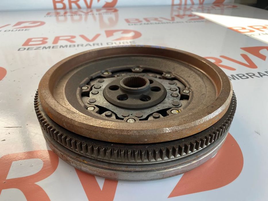 Volanta pentru Vw Tiguan / Vw Golf 8 / Skoda / Audi A 3 1.5 tfsi motor