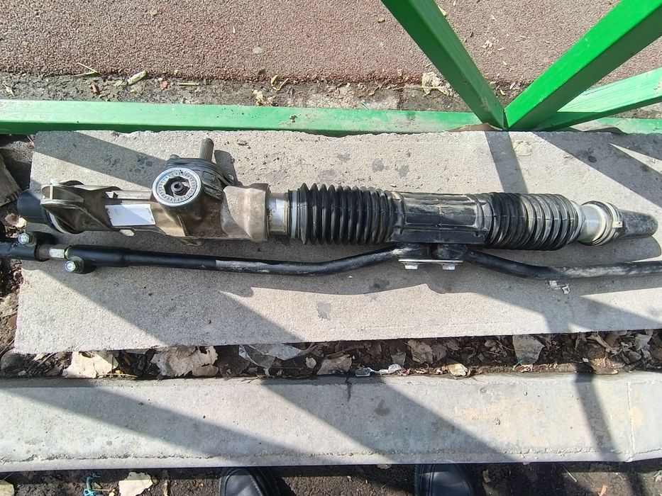 Продам рулевой рейку