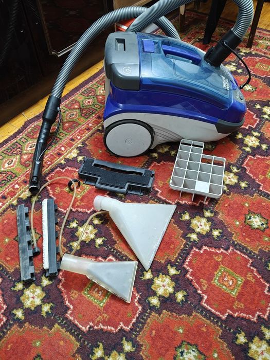 Продаётся надёжный немецкий моющий пылесос Thomas TWIN TT